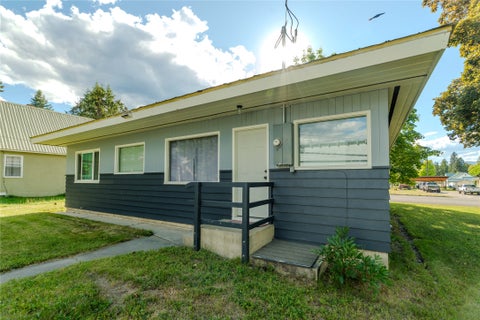 Tiny photo for 613 Main Avenue, Libby, MT 59923 (MLS # 30073638)