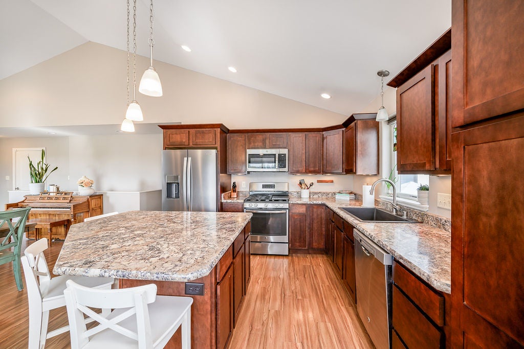 3098 W Copper Ridge Loop