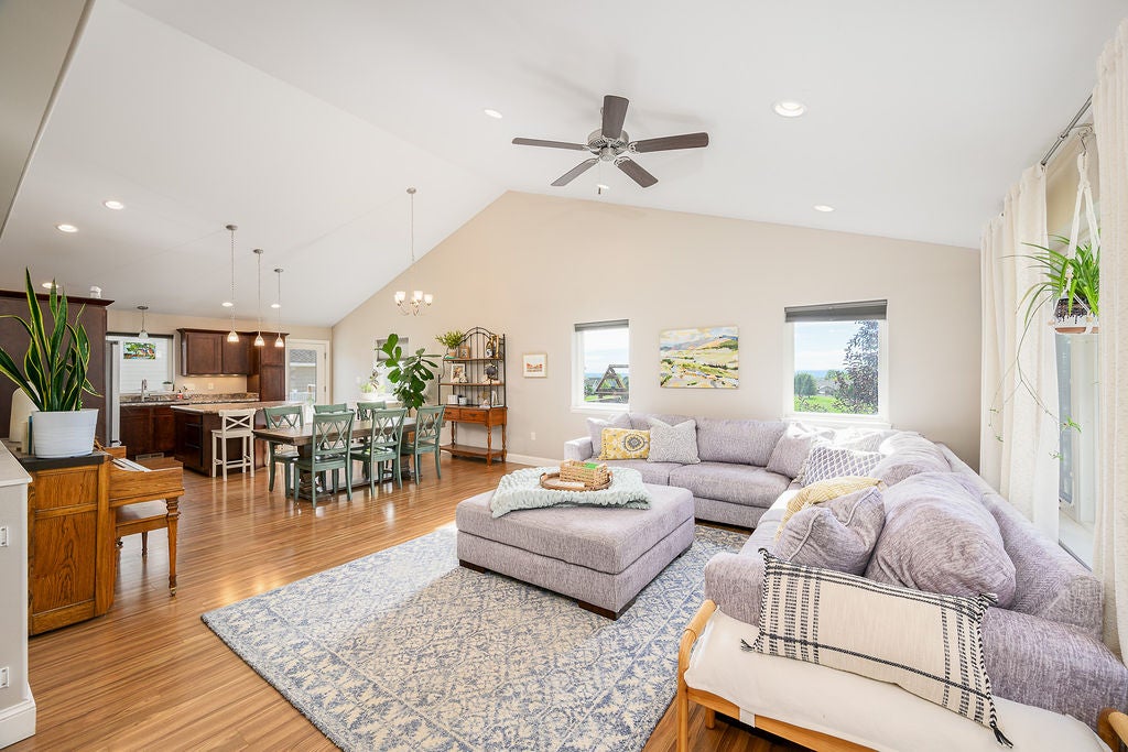 3098 W Copper Ridge Loop
