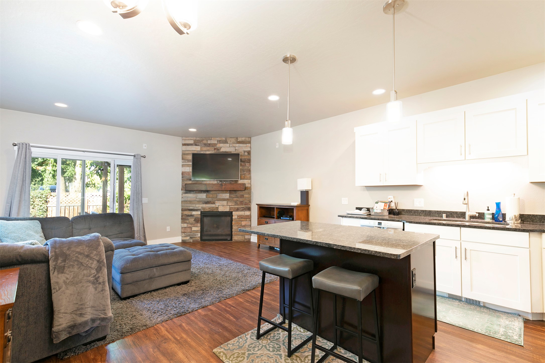 1645 Margaret Street B