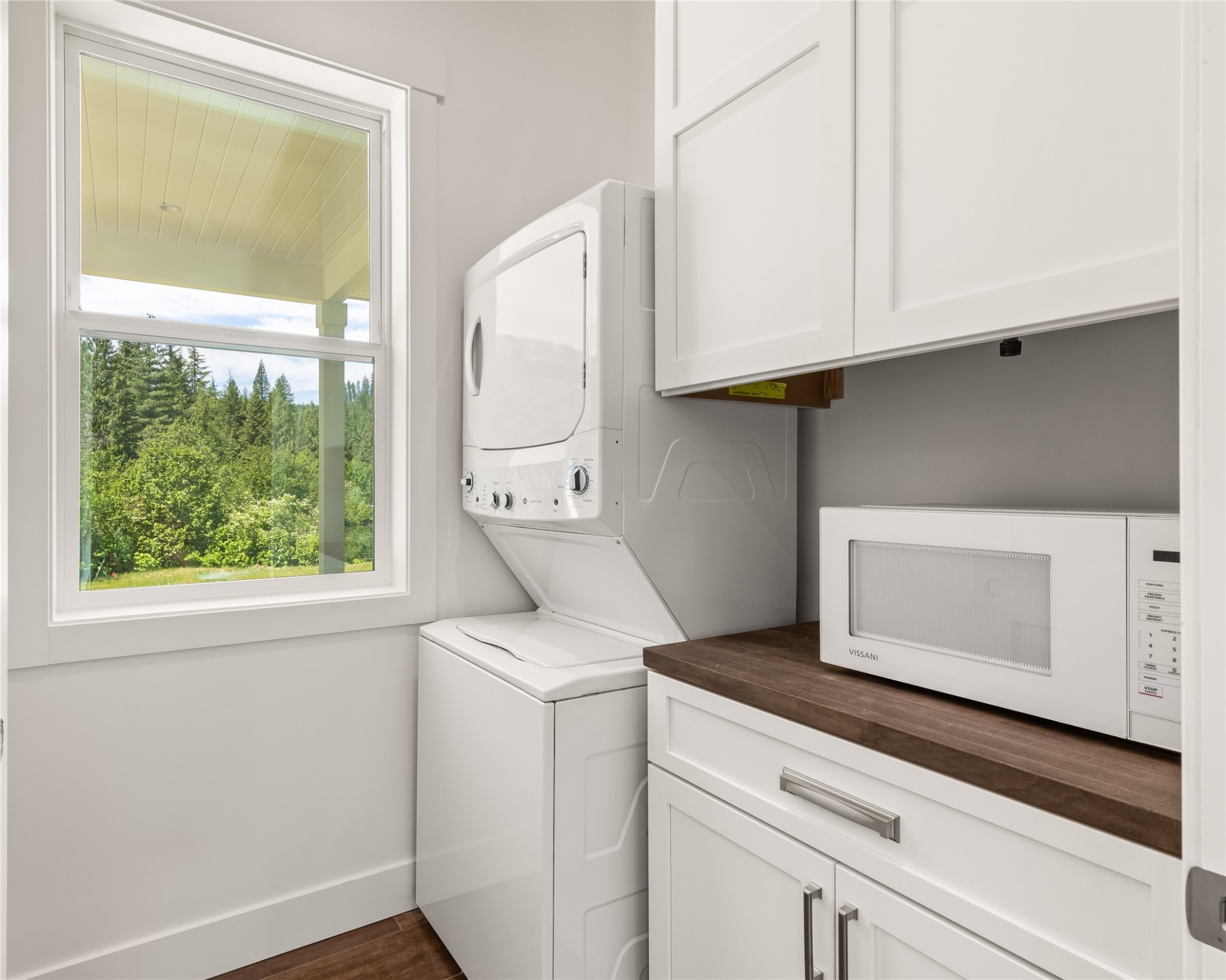 Heron, Montana 59844, United States, ,Commercial,Active,147248