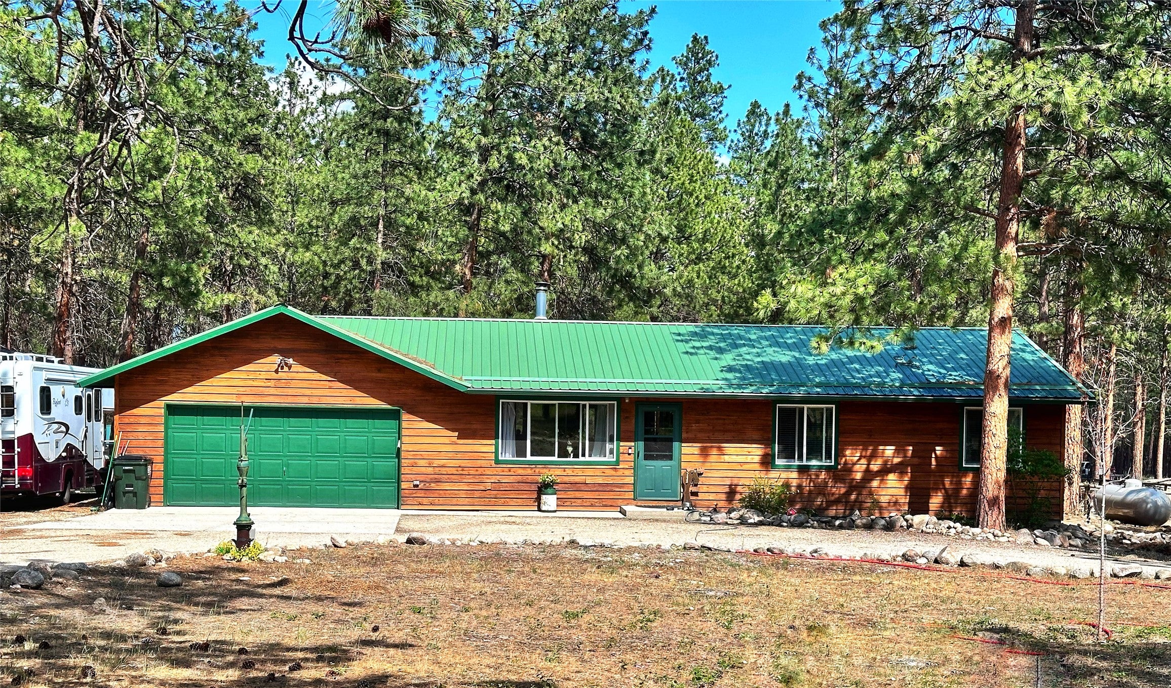 822 Little Lion Road
