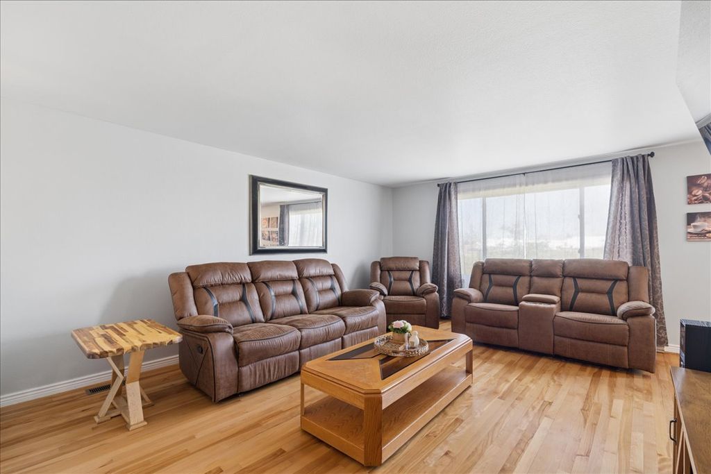 Photo of 3917 13th Avenue S, Great Falls, MT 59405 (MLS # 30069945)