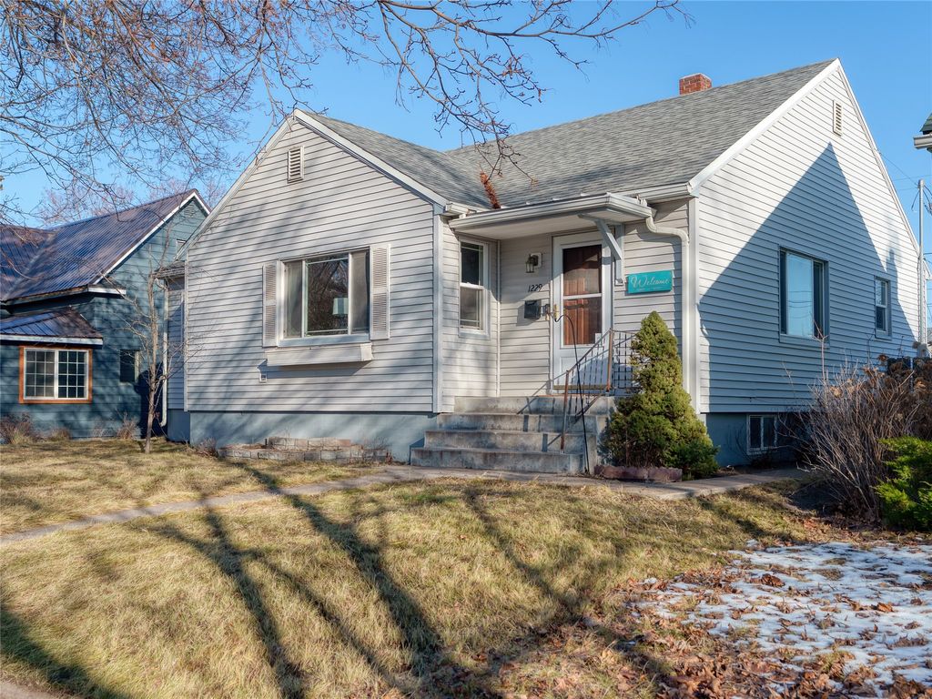 Photo of 1229 3RD Avenue E, Kalispell, MT 59901 (MLS # 30064099)