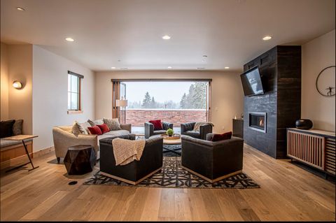 325 Central Avenue Whitefish MT 59937