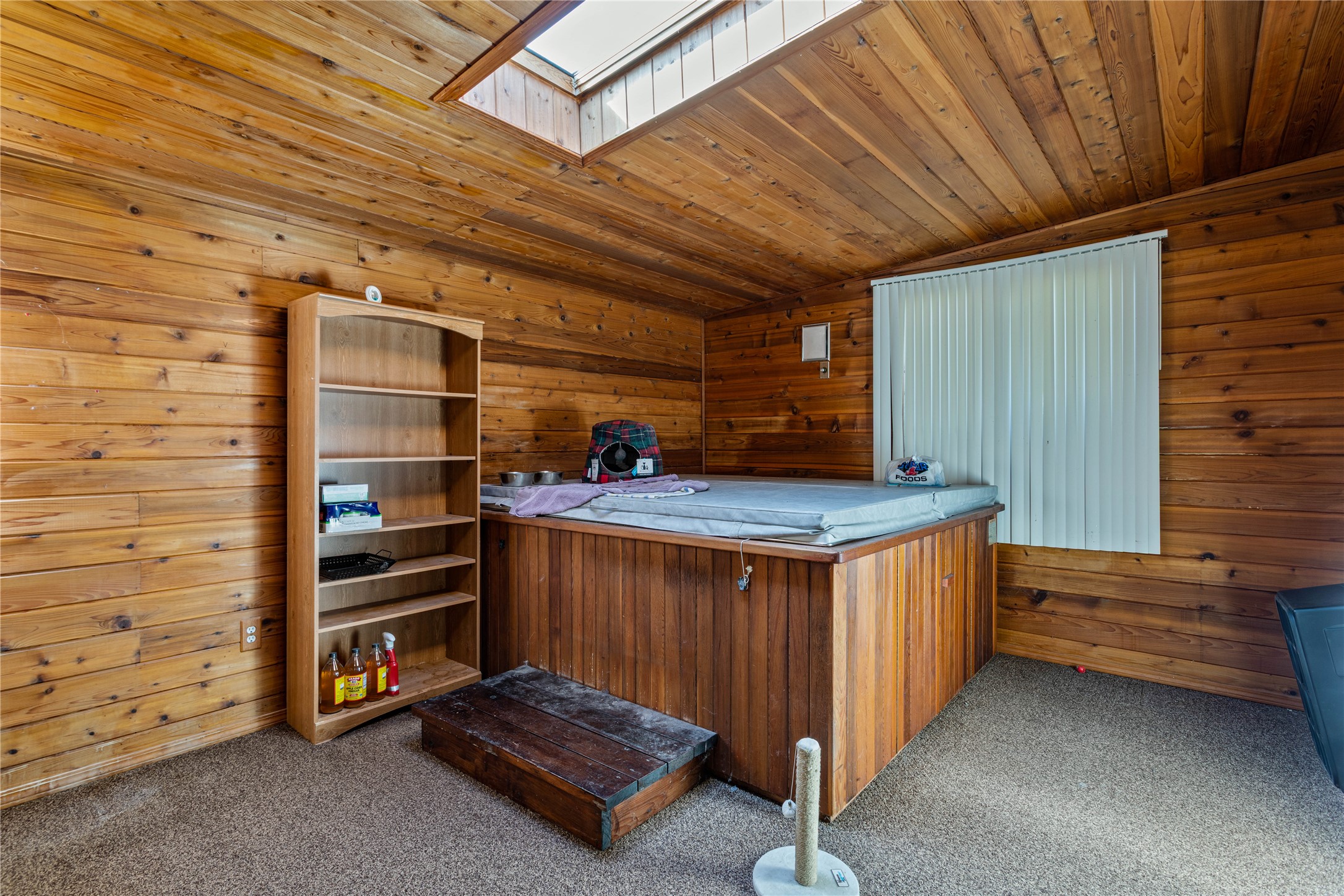 Victor, Montana 59875, United States, 4 Bedrooms Bedrooms, ,3 BathroomsBathrooms,Residential,Pending,113978