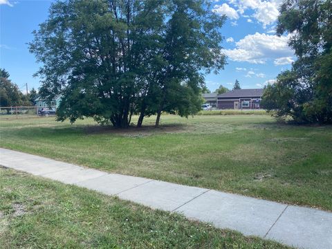 Photo of 15 & 17 Appleway Drive, Kalispell, MT 59901 (MLS # 30056136)