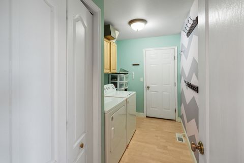 Tiny photo for 60 Clinton Lane, Belgrade, MT 59714 (MLS # 30070983)
