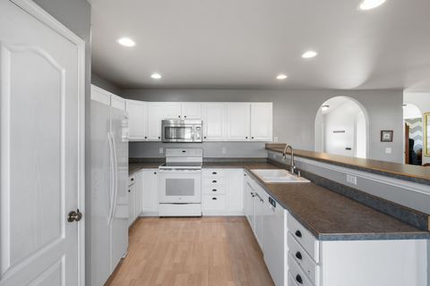 Tiny photo for 60 Clinton Lane, Belgrade, MT 59714 (MLS # 30070983)