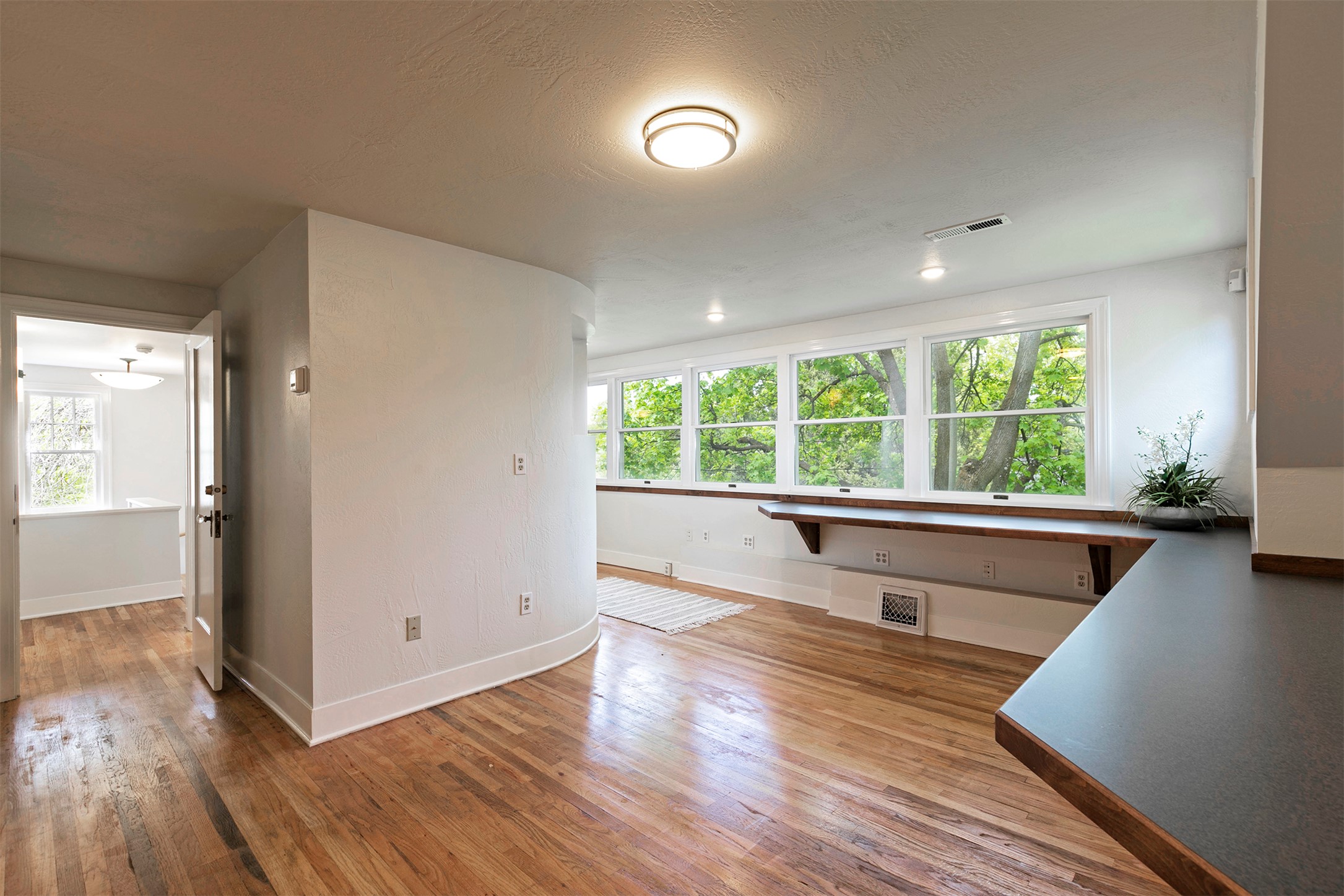 Missoula, Montana 59801, United States, 4 Bedrooms Bedrooms, ,3 BathroomsBathrooms,Residential,Active,127760