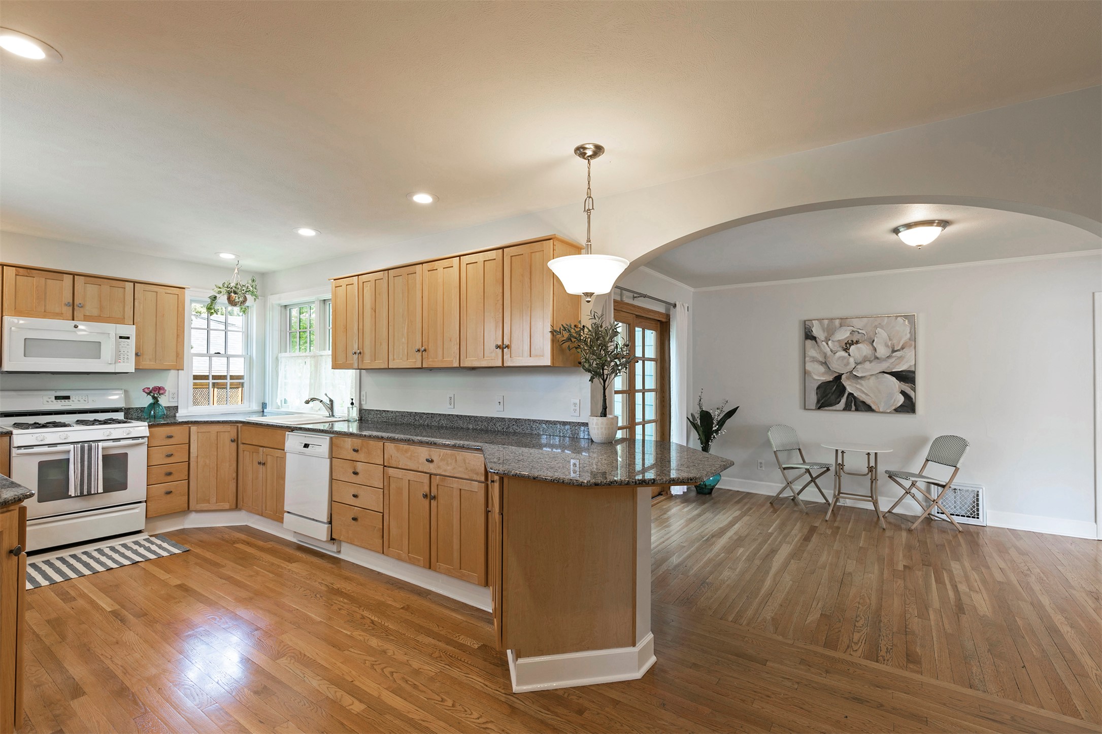 Missoula, Montana 59801, United States, 4 Bedrooms Bedrooms, ,3 BathroomsBathrooms,Residential,Active,127760