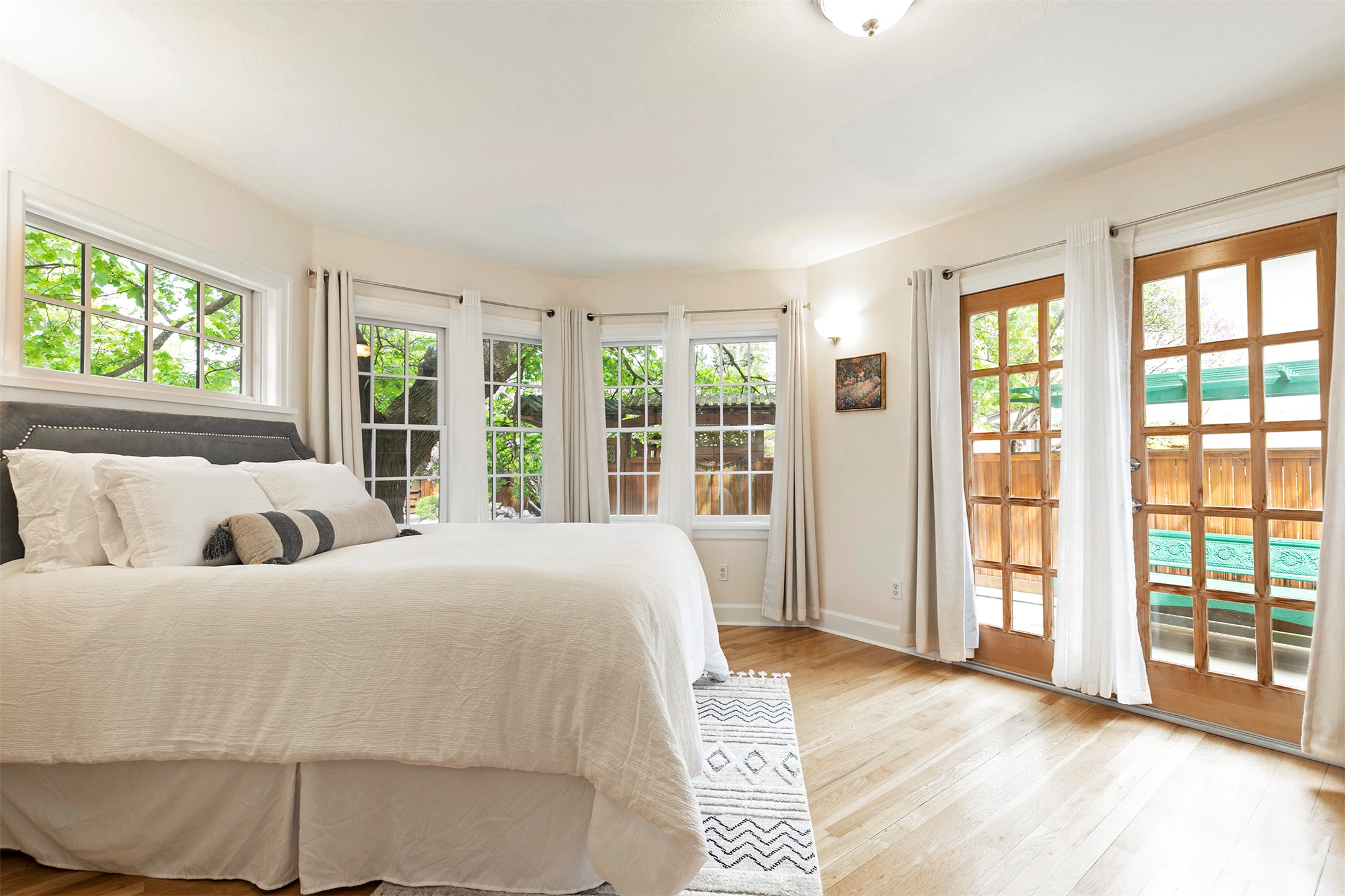 Missoula, Montana 59801, United States, 4 Bedrooms Bedrooms, ,3 BathroomsBathrooms,Residential,Active,127760