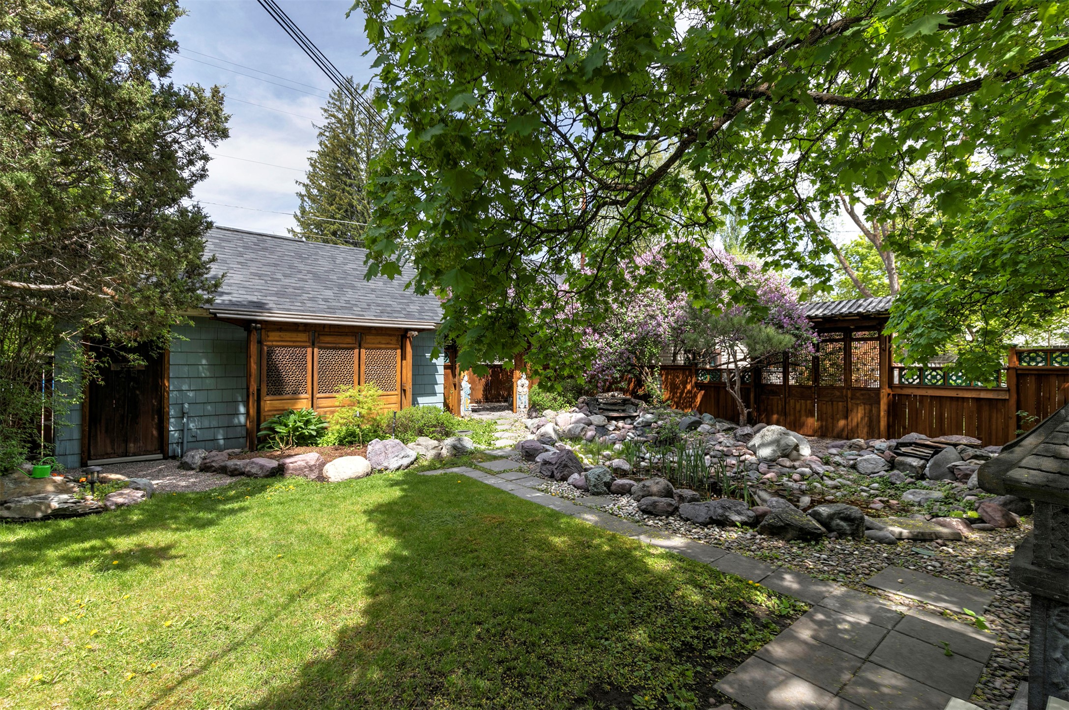 Missoula, Montana 59801, United States, 4 Bedrooms Bedrooms, ,3 BathroomsBathrooms,Residential,Active,127760