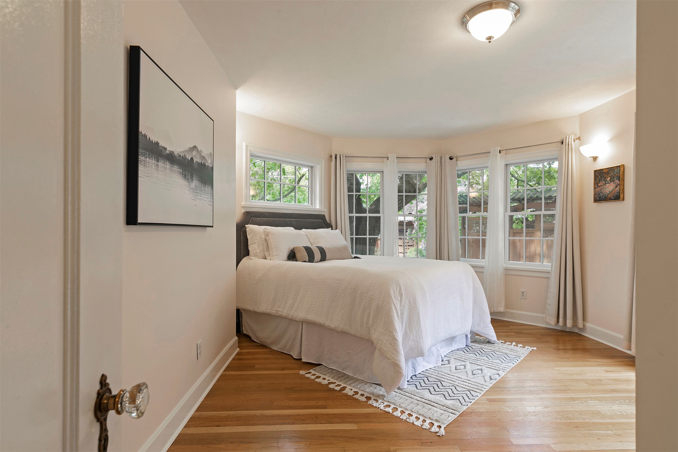 Missoula, Montana 59801, United States, 4 Bedrooms Bedrooms, ,3 BathroomsBathrooms,Residential,Active,127760