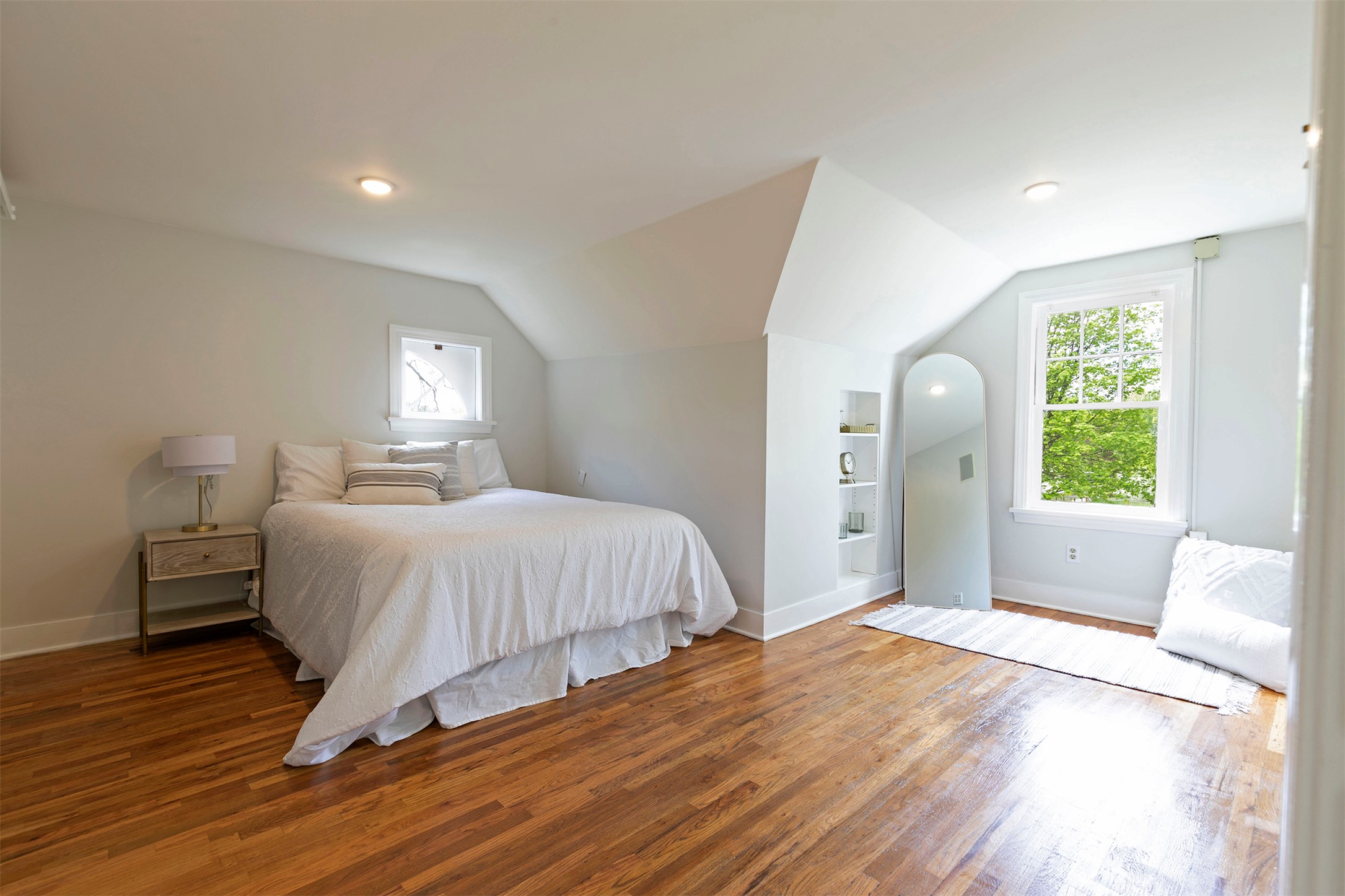 Missoula, Montana 59801, United States, 4 Bedrooms Bedrooms, ,3 BathroomsBathrooms,Residential,Active,127760