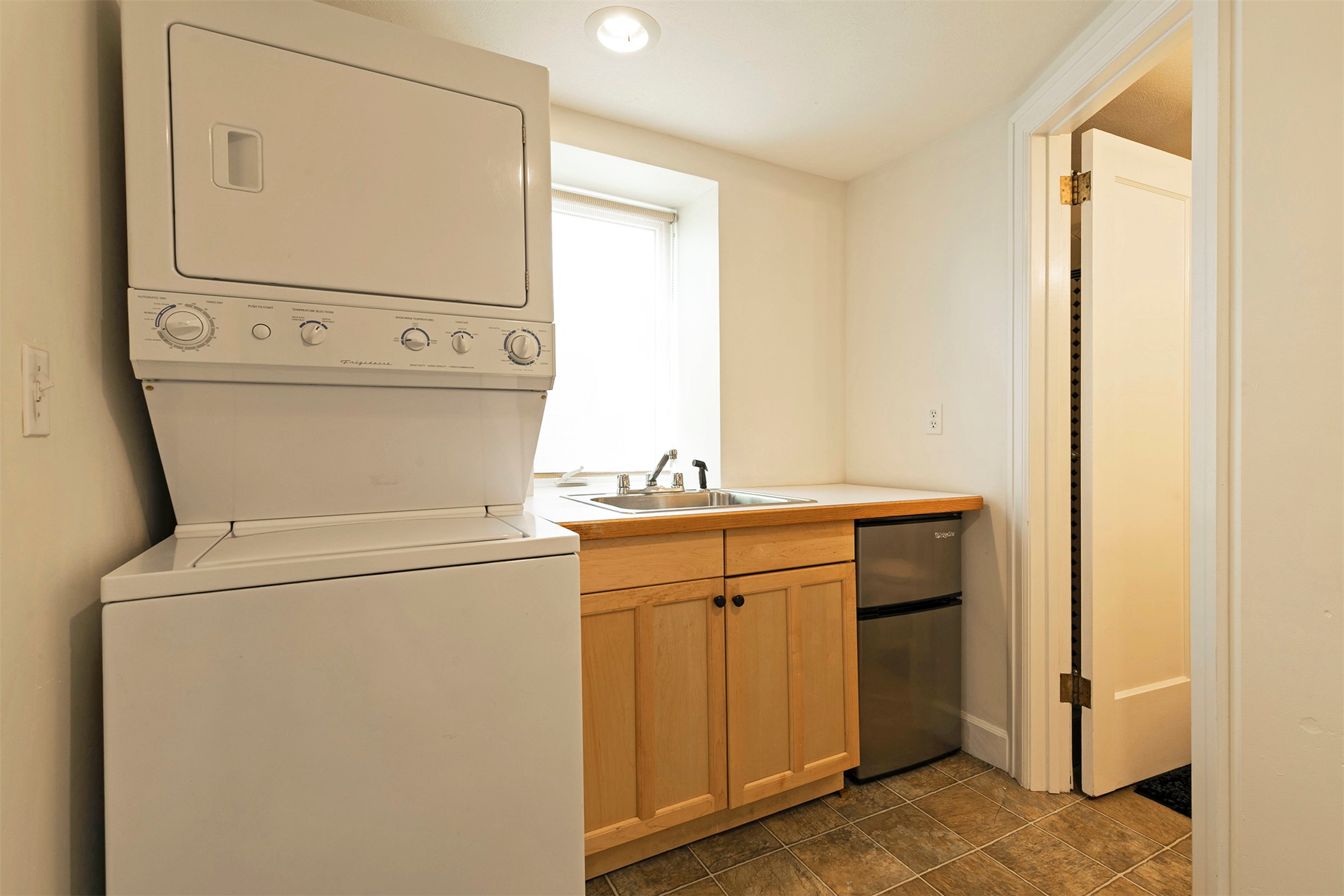 Missoula, Montana 59801, United States, 4 Bedrooms Bedrooms, ,3 BathroomsBathrooms,Residential,Active,127760