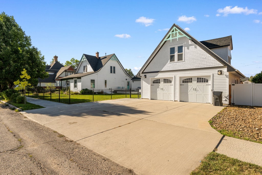 Photo of 18 E Reeder Street, Dillon, MT 59725 (MLS # 30078884)