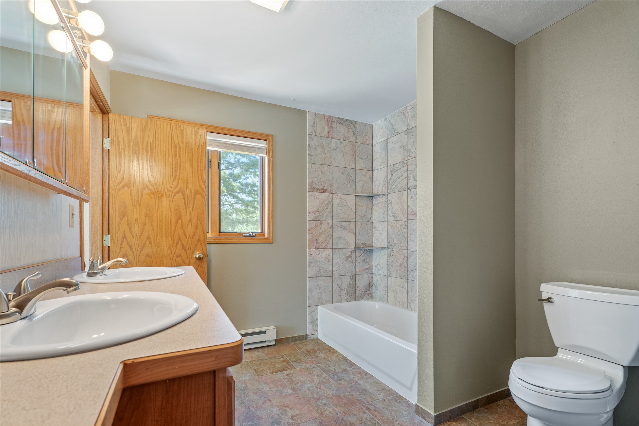 Clancy, Montana 59634, United States, 4 Bedrooms Bedrooms, ,3 BathroomsBathrooms,Residential,Active,182299