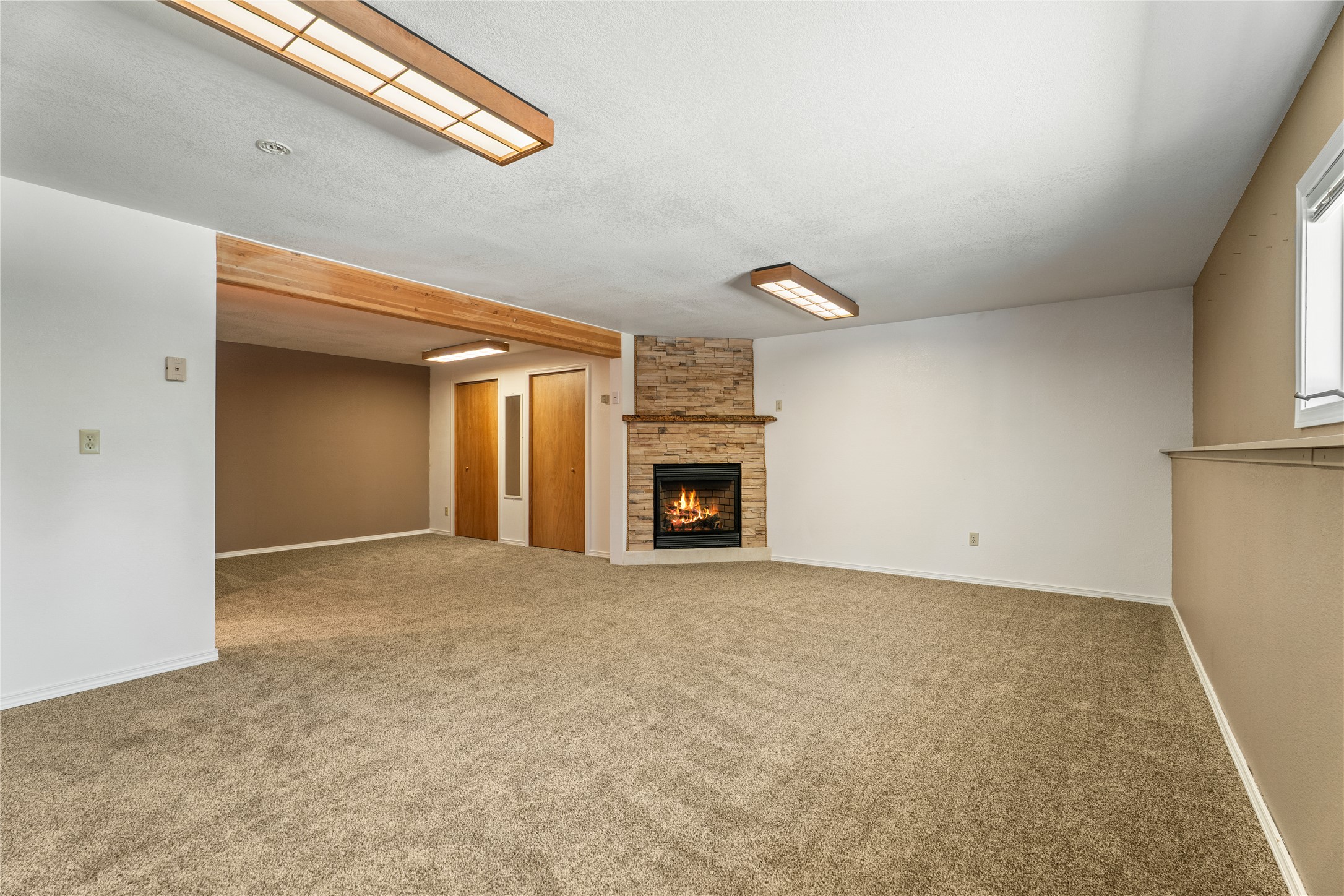 Clancy, Montana 59634, United States, 4 Bedrooms Bedrooms, ,3 BathroomsBathrooms,Residential,Active,182299