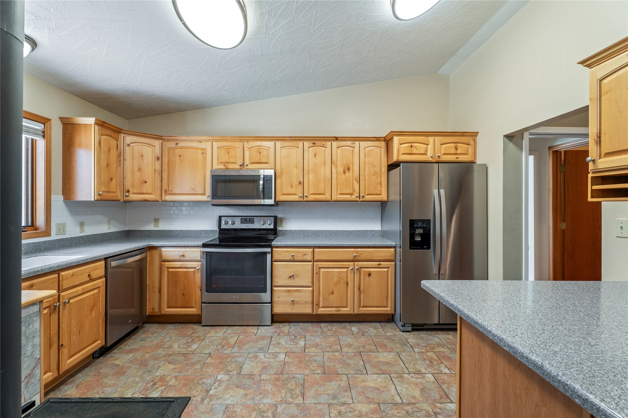 Clancy, Montana 59634, United States, 4 Bedrooms Bedrooms, ,3 BathroomsBathrooms,Residential,Active,182299