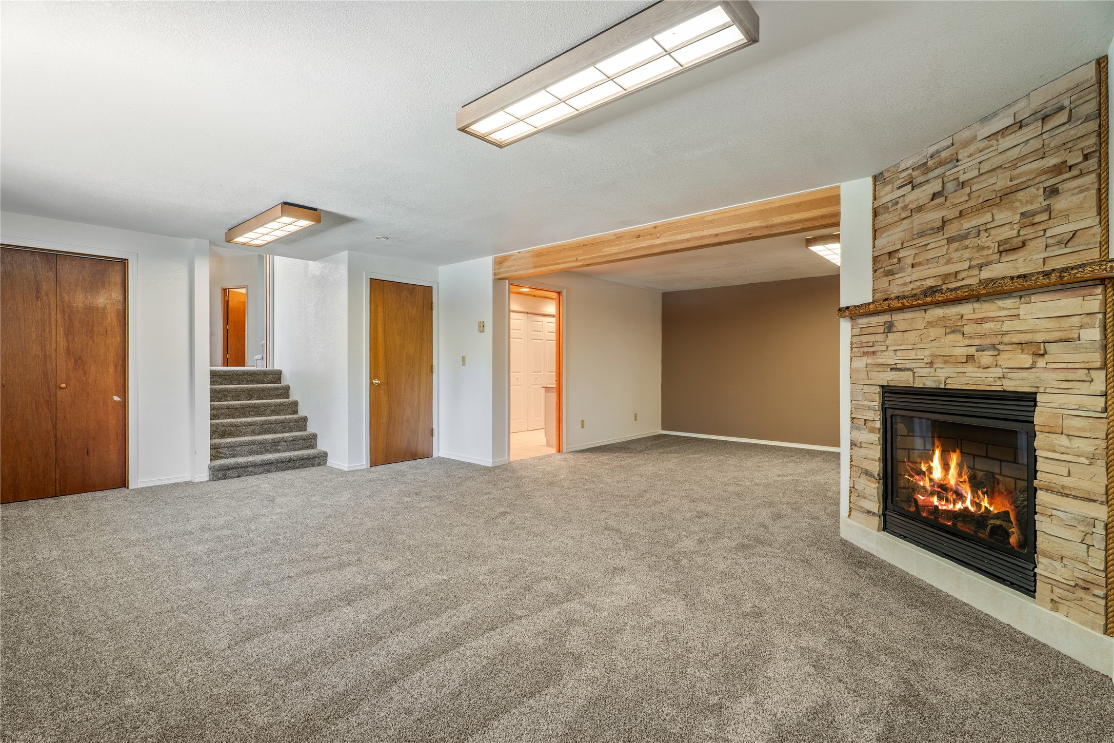 Clancy, Montana 59634, United States, 4 Bedrooms Bedrooms, ,3 BathroomsBathrooms,Residential,Active,182299