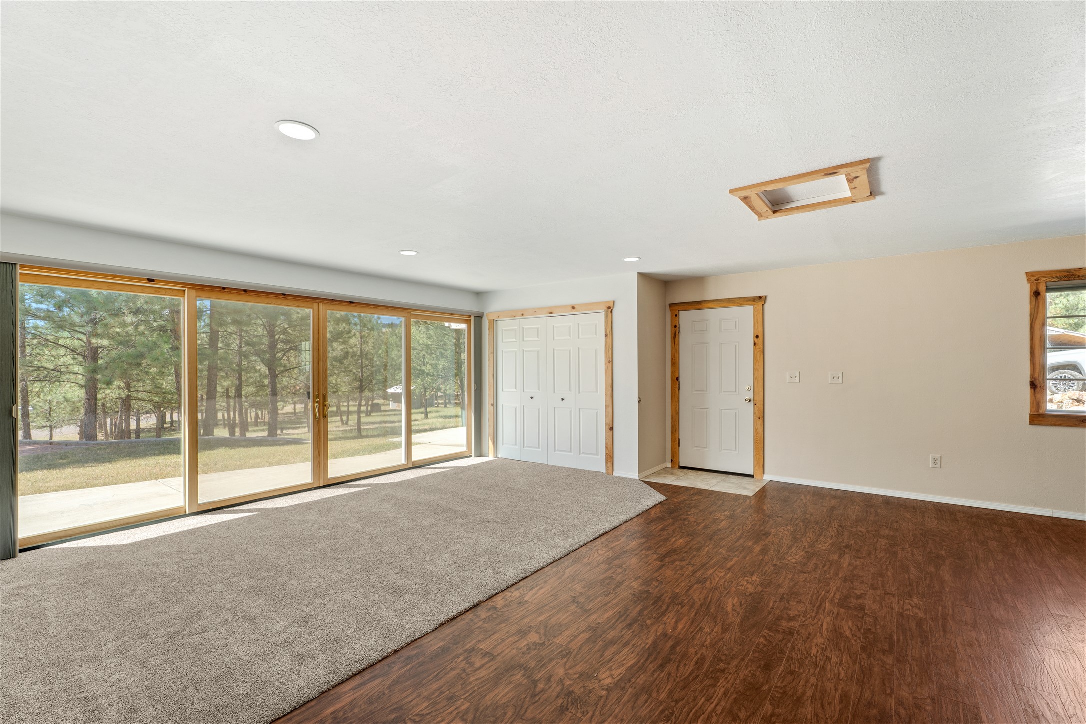 Clancy, Montana 59634, United States, 4 Bedrooms Bedrooms, ,3 BathroomsBathrooms,Residential,Active,182299