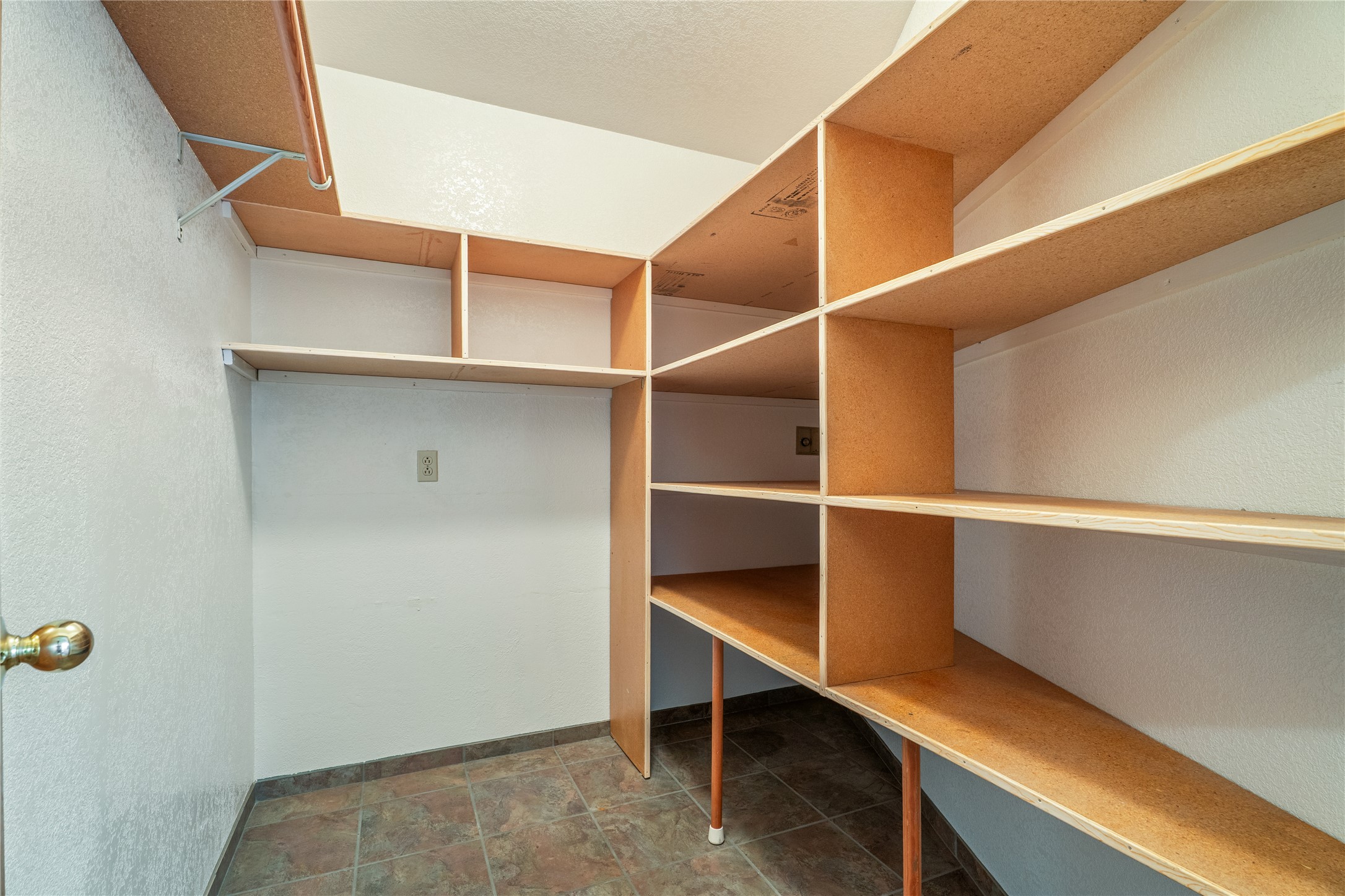 Clancy, Montana 59634, United States, 4 Bedrooms Bedrooms, ,3 BathroomsBathrooms,Residential,Active,182299