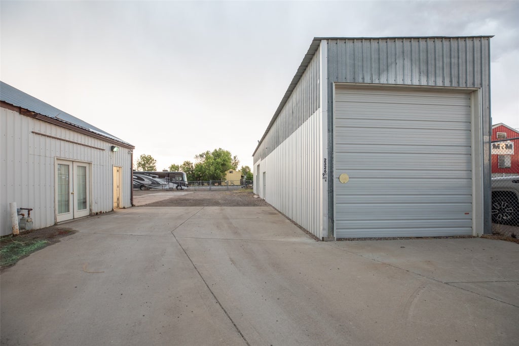 Photo of 2326 9th Avenue N, Great Falls, MT 59401 (MLS # 30077069)