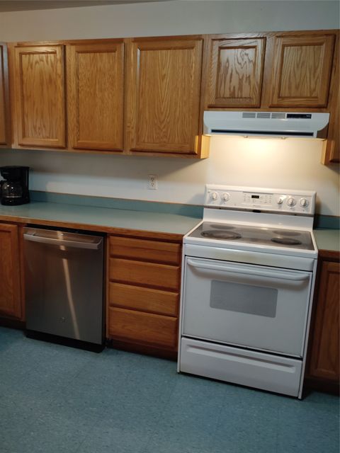 Tiny photo for 190 N Floweree Avenue, Cascade, MT 59421 (MLS # 30068662)