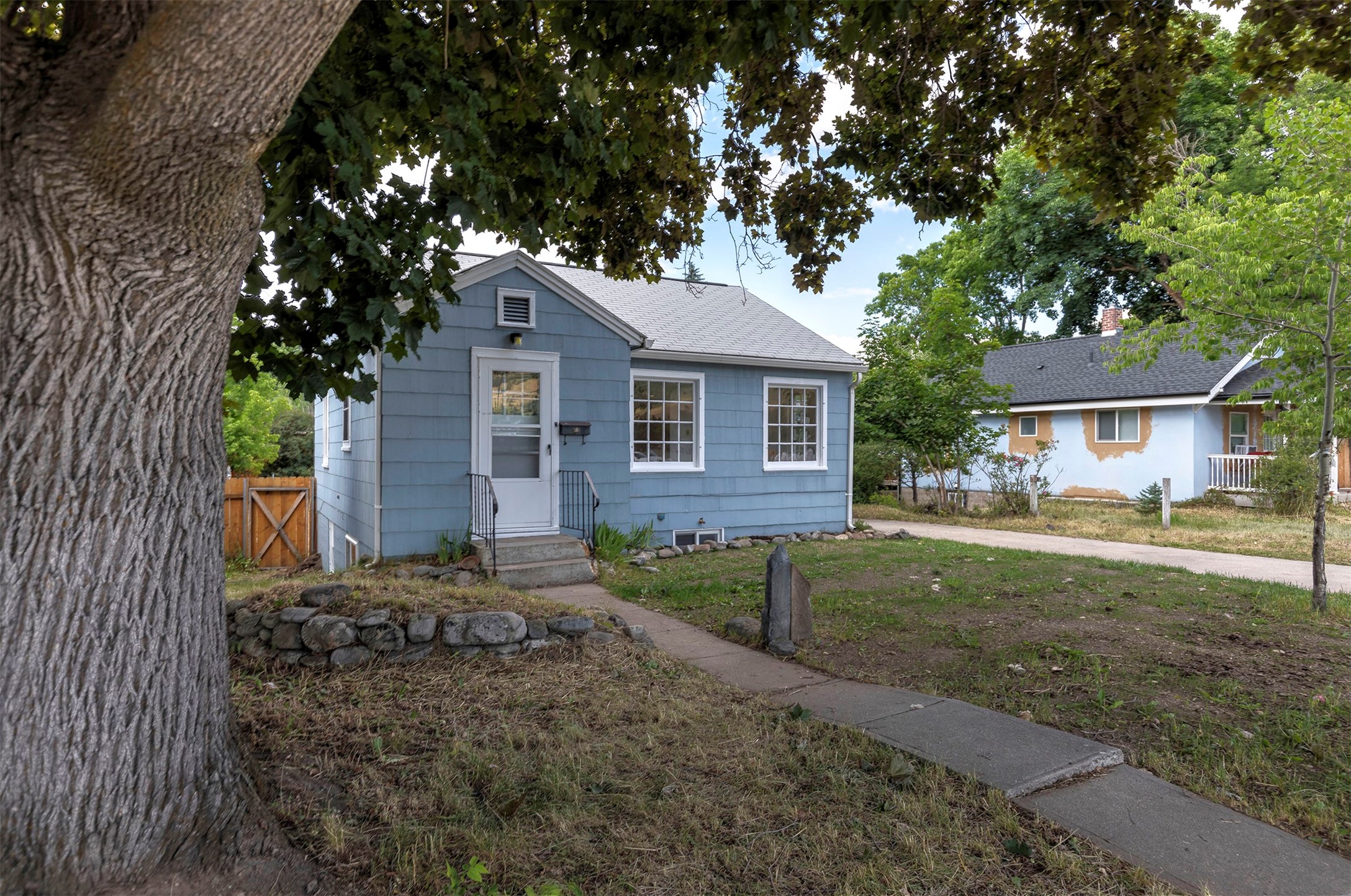 Missoula, Montana 59801, United States, 3 Bedrooms Bedrooms, ,2 BathroomsBathrooms,Residential,Pending,53123