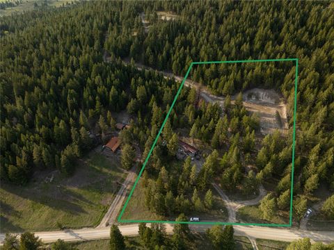 Photo of 2015 Haywire Gulch, Kalispell, MT 59901 (MLS # 30051579)