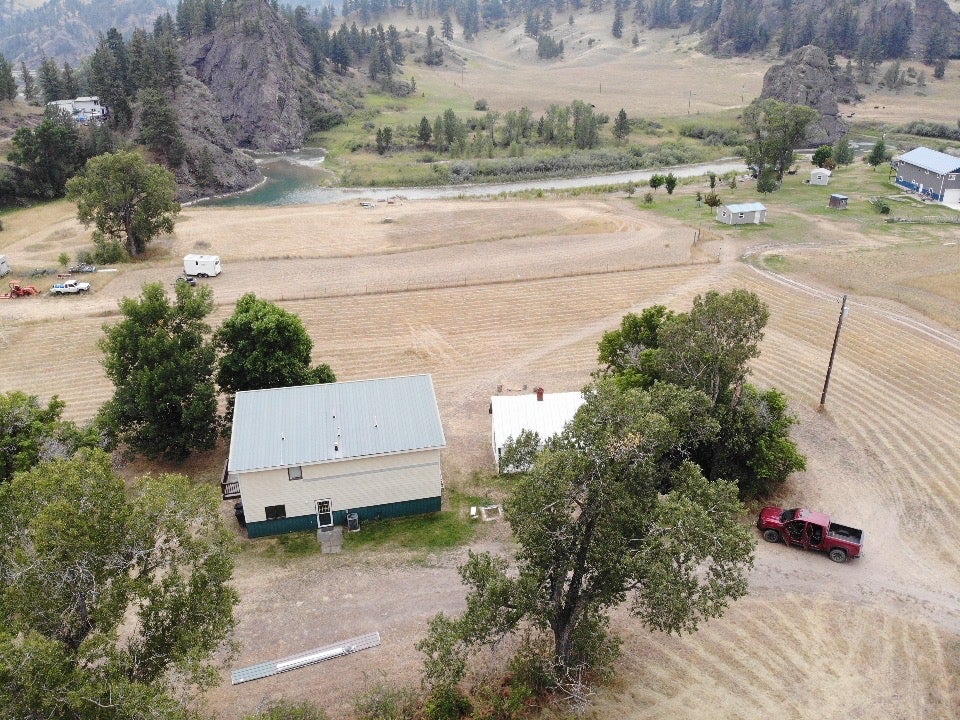40 Meadow Harbor Lane