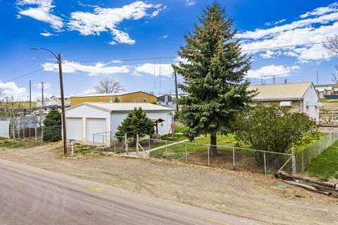 Tiny photo for 1919 Chicago Avenue, Black Eagle, MT 59414 (MLS # 30069561)