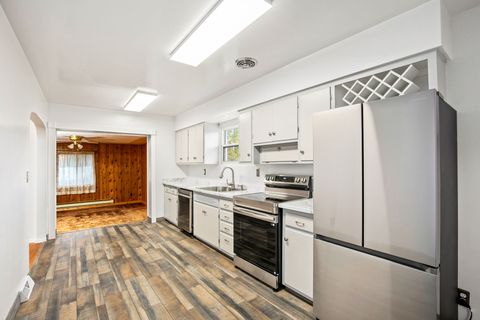 Tiny photo for 1919 Chicago Avenue, Black Eagle, MT 59414 (MLS # 30069561)