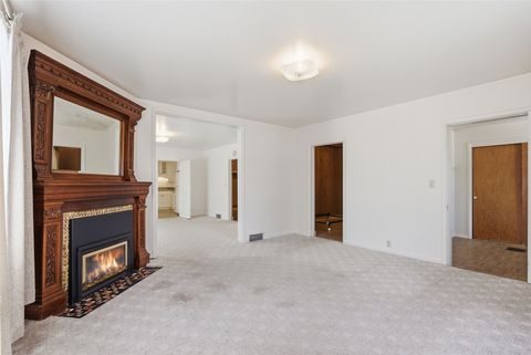 Tiny photo for 513 Toole Avenue, Missoula, MT 59803 (MLS # 30068612)