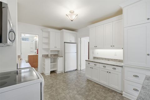 Tiny photo for 513 Toole Avenue, Missoula, MT 59803 (MLS # 30068612)
