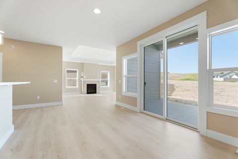 Tiny photo for 142 War Eagle Street, Helena, MT 59601 (MLS # 30073033)