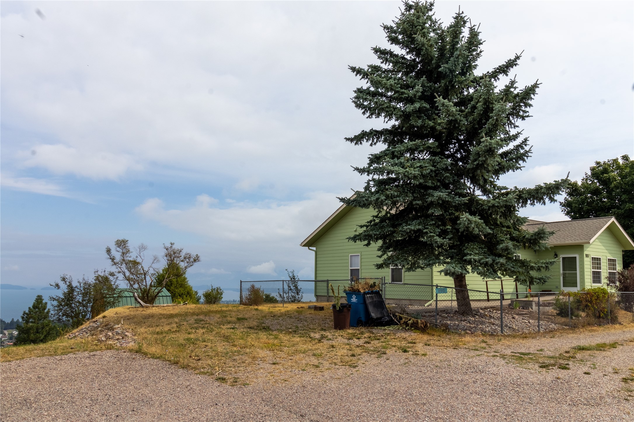 Polson, Montana 59860, United States, 4 Bedrooms Bedrooms, ,3 BathroomsBathrooms,Residential,Pending,49229