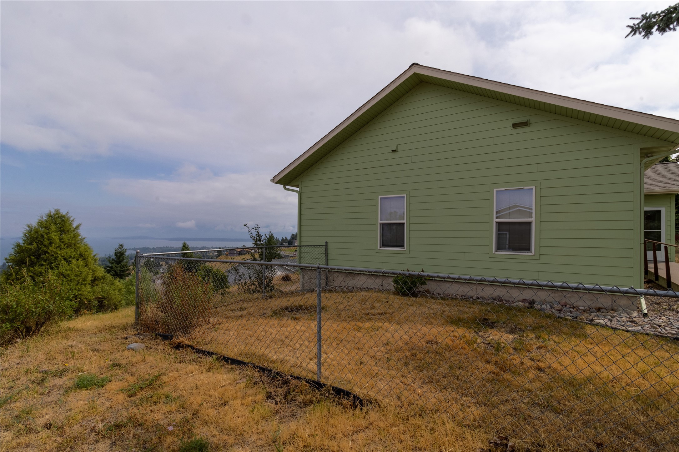 Polson, Montana 59860, United States, 4 Bedrooms Bedrooms, ,3 BathroomsBathrooms,Residential,Pending,49229