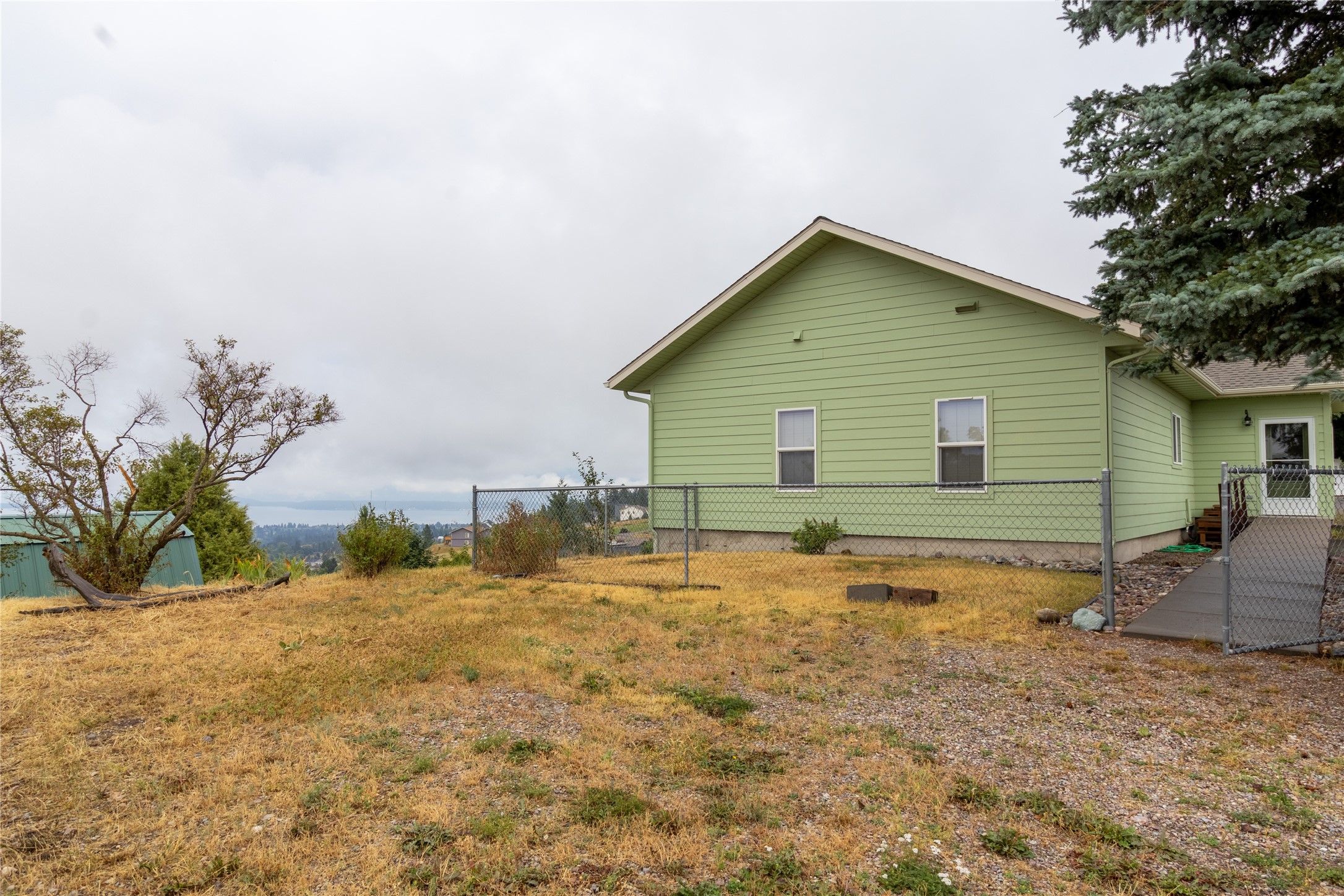 Polson, Montana 59860, United States, 4 Bedrooms Bedrooms, ,3 BathroomsBathrooms,Residential,Pending,49229