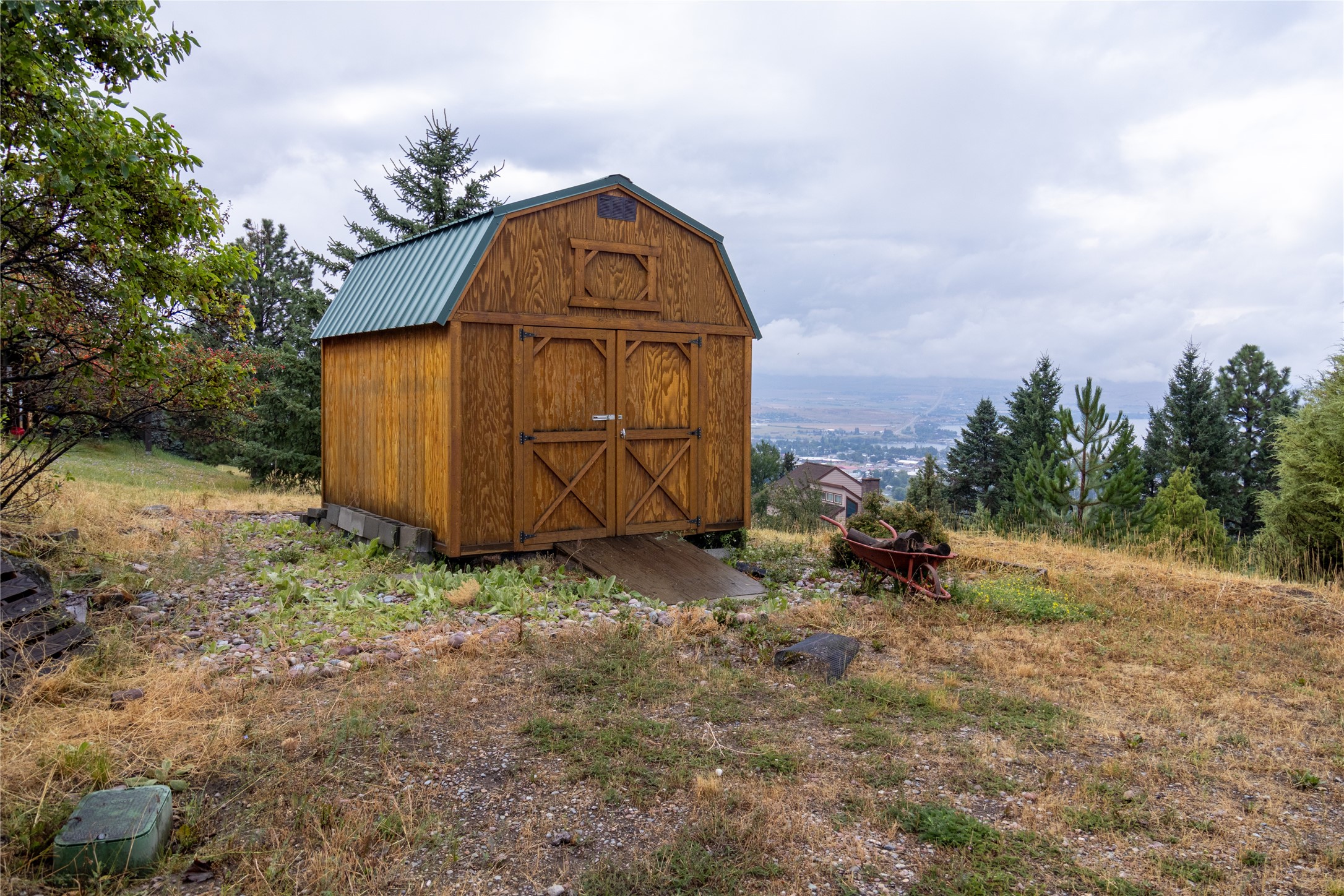 Polson, Montana 59860, United States, 4 Bedrooms Bedrooms, ,3 BathroomsBathrooms,Residential,Pending,49229