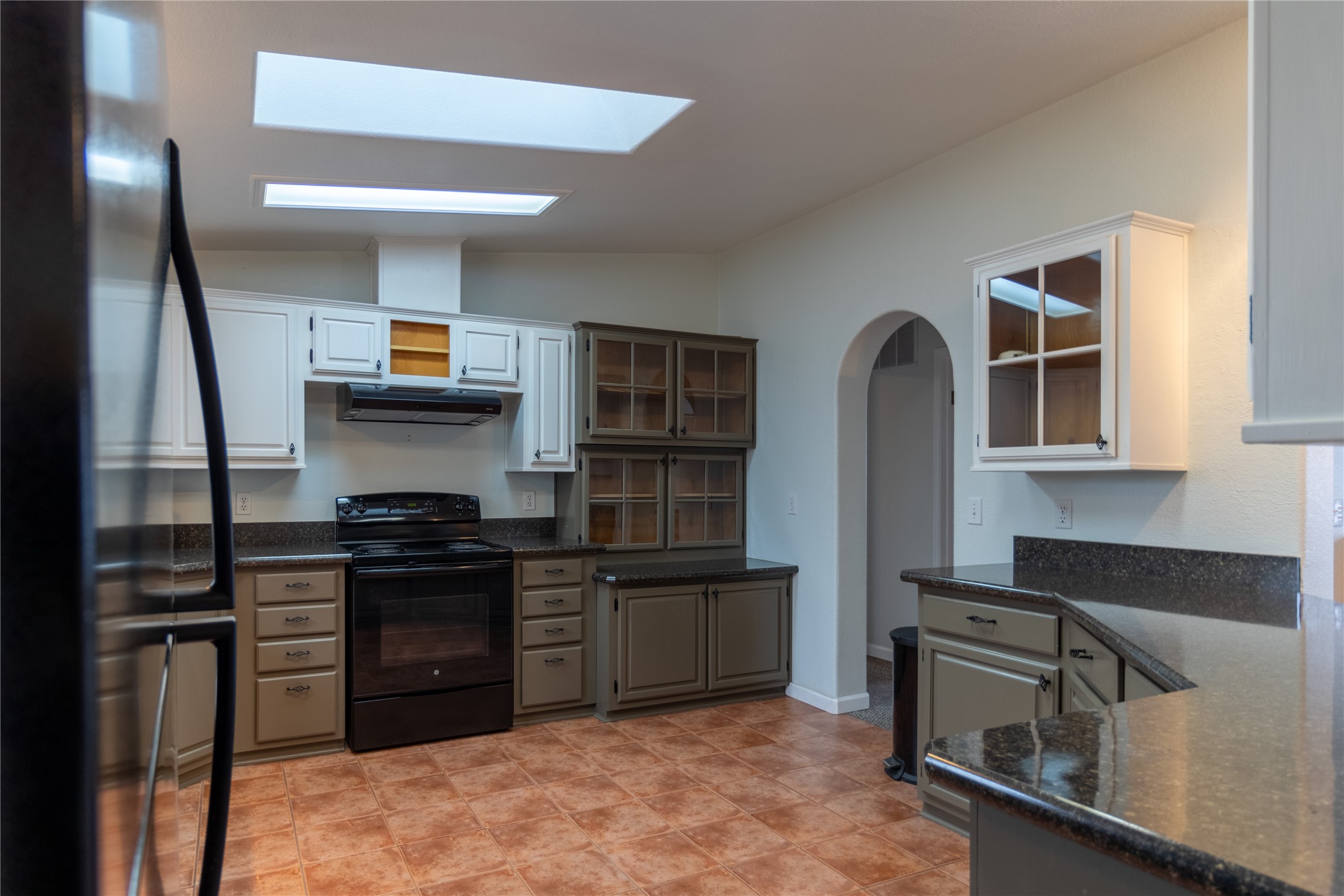 Polson, Montana 59860, United States, 4 Bedrooms Bedrooms, ,3 BathroomsBathrooms,Residential,Pending,49229