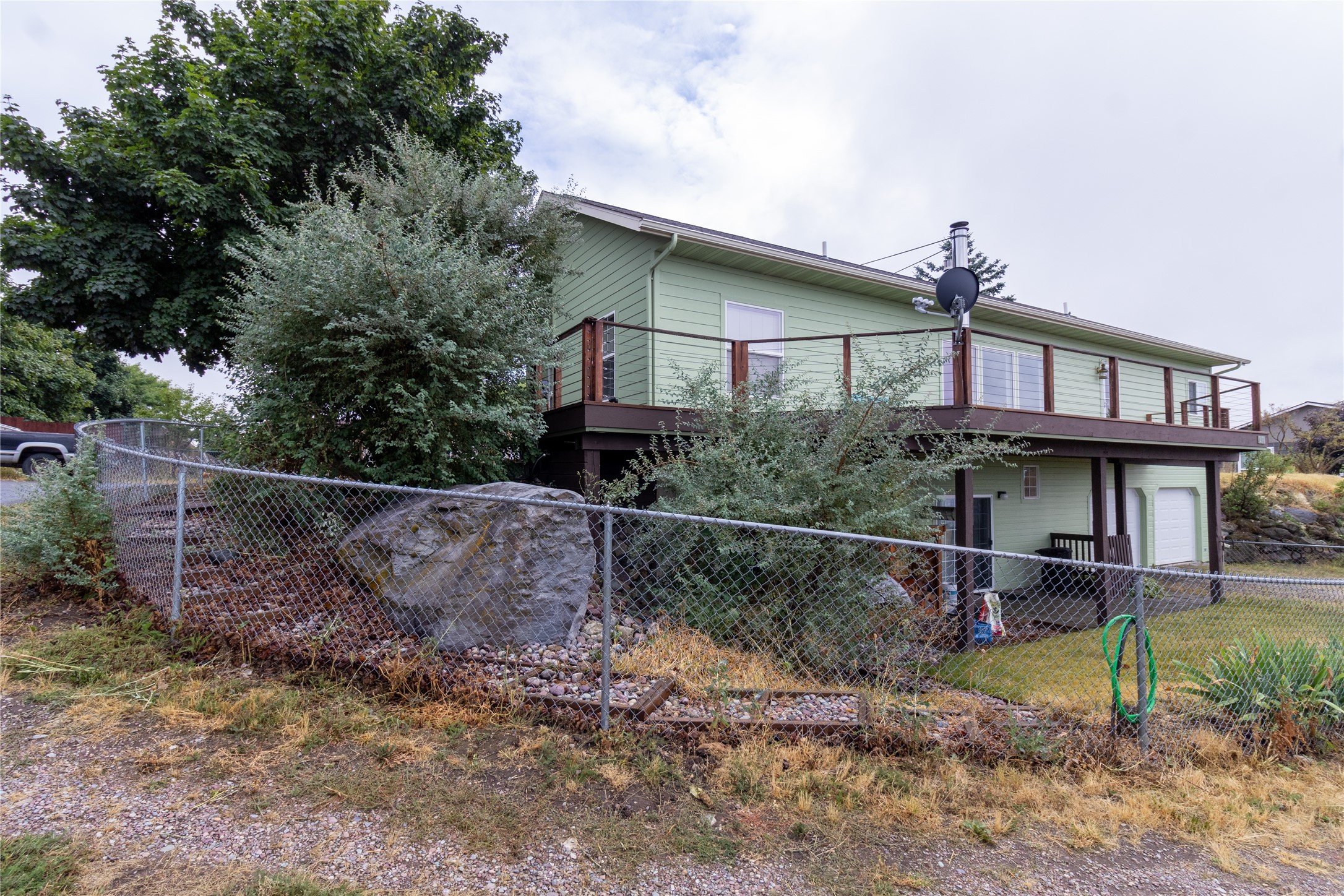 Polson, Montana 59860, United States, 4 Bedrooms Bedrooms, ,3 BathroomsBathrooms,Residential,Pending,49229