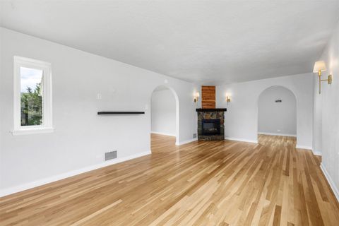 Tiny photo for 1023 S Dakota Street, Butte, MT 59701 (MLS # 30072186)