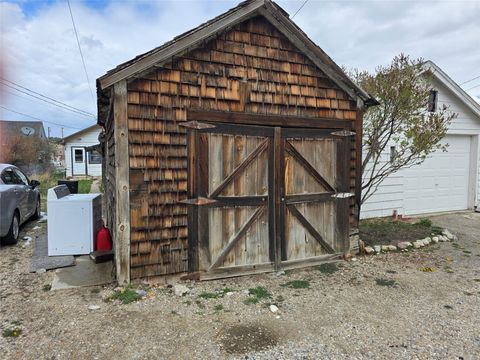 Tiny photo for 1111 E Commercial Avenue, Anaconda, MT 59711 (MLS # 30069586)