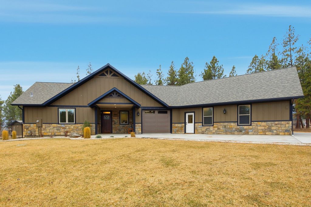 Photo of 79 Big Bear Road, Stevensville, MT 59870 (MLS # 30064495)