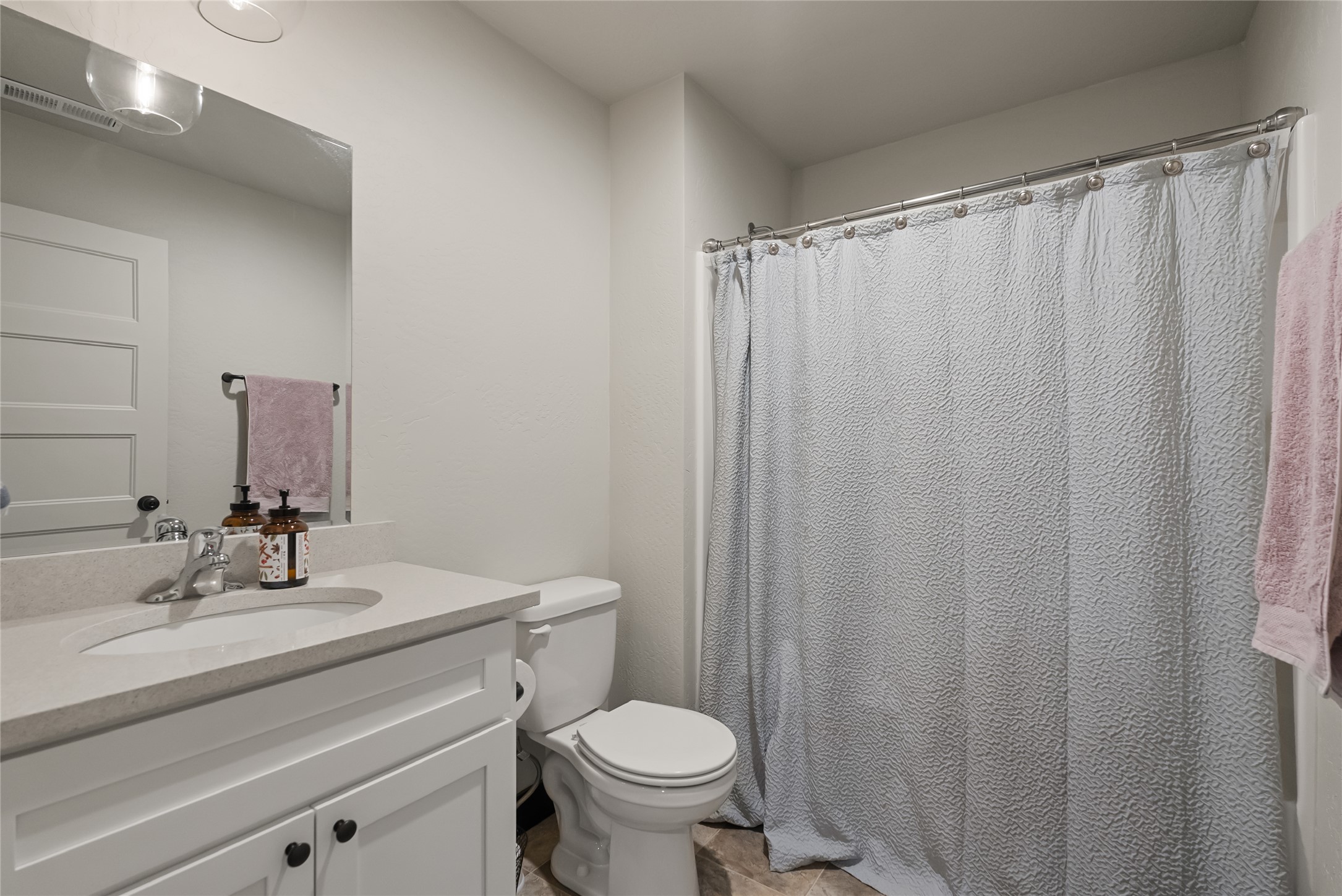 Kalispell, Montana 59901, United States, 3 Bedrooms Bedrooms, ,3 BathroomsBathrooms,Residential,Active,233557