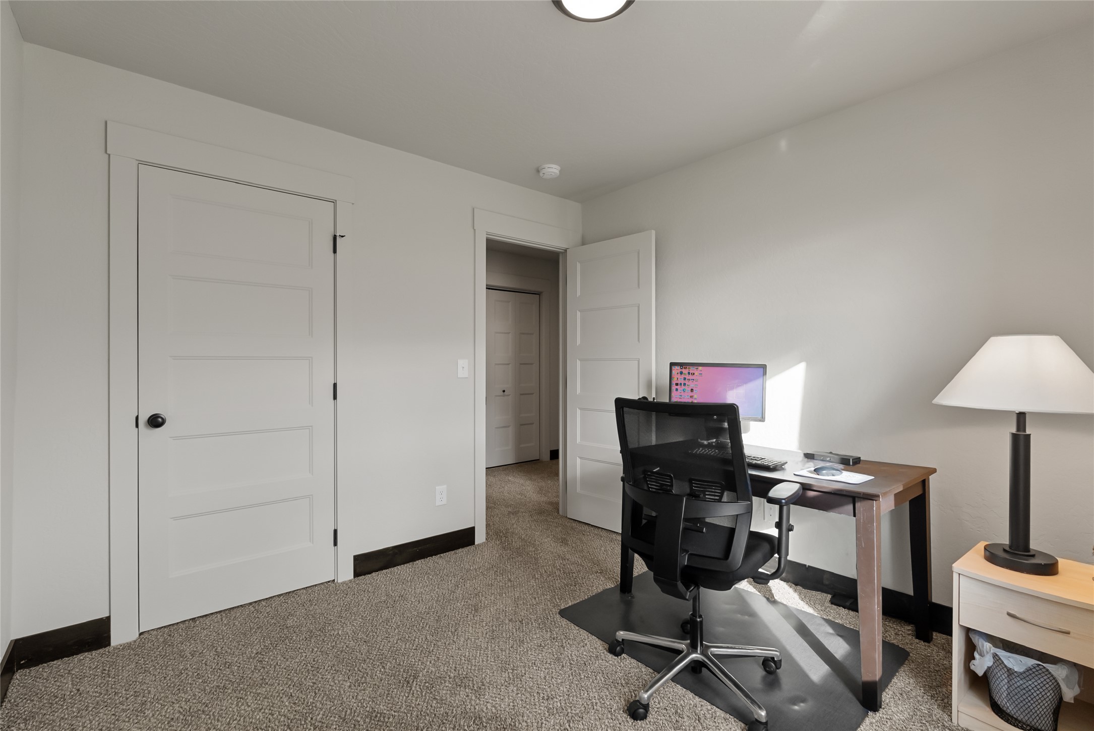 Kalispell, Montana 59901, United States, 3 Bedrooms Bedrooms, ,3 BathroomsBathrooms,Residential,Active,233557