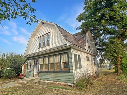 Photo of 138 2nd Avenue SE, Cut Bank, MT 59427 (MLS # 30077280)