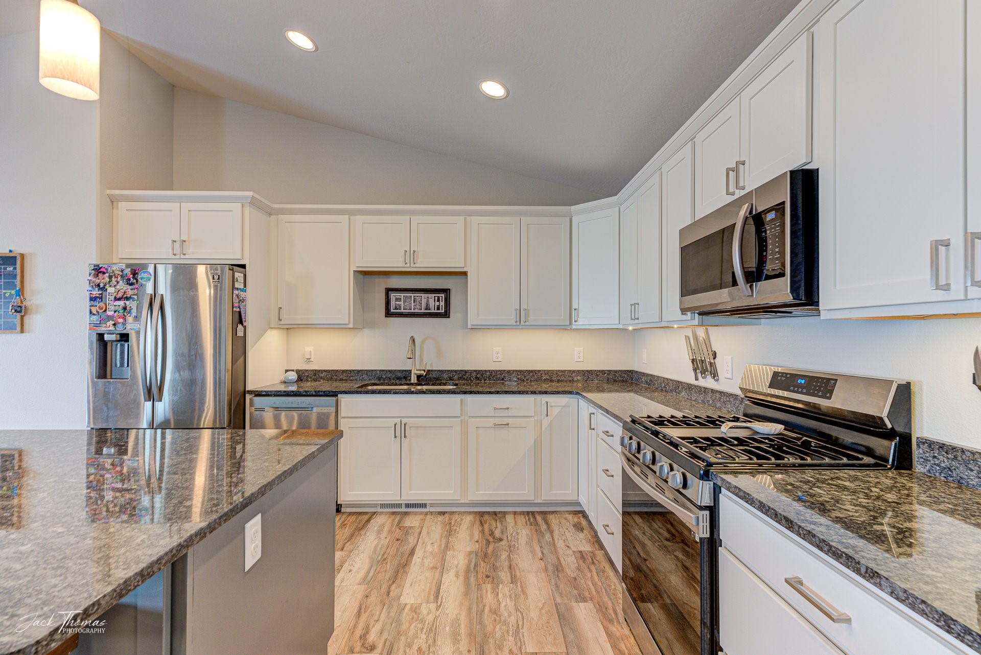 Townsend, Montana 59644, United States, 3 Bedrooms Bedrooms, ,3 BathroomsBathrooms,Residential,Pending,66068